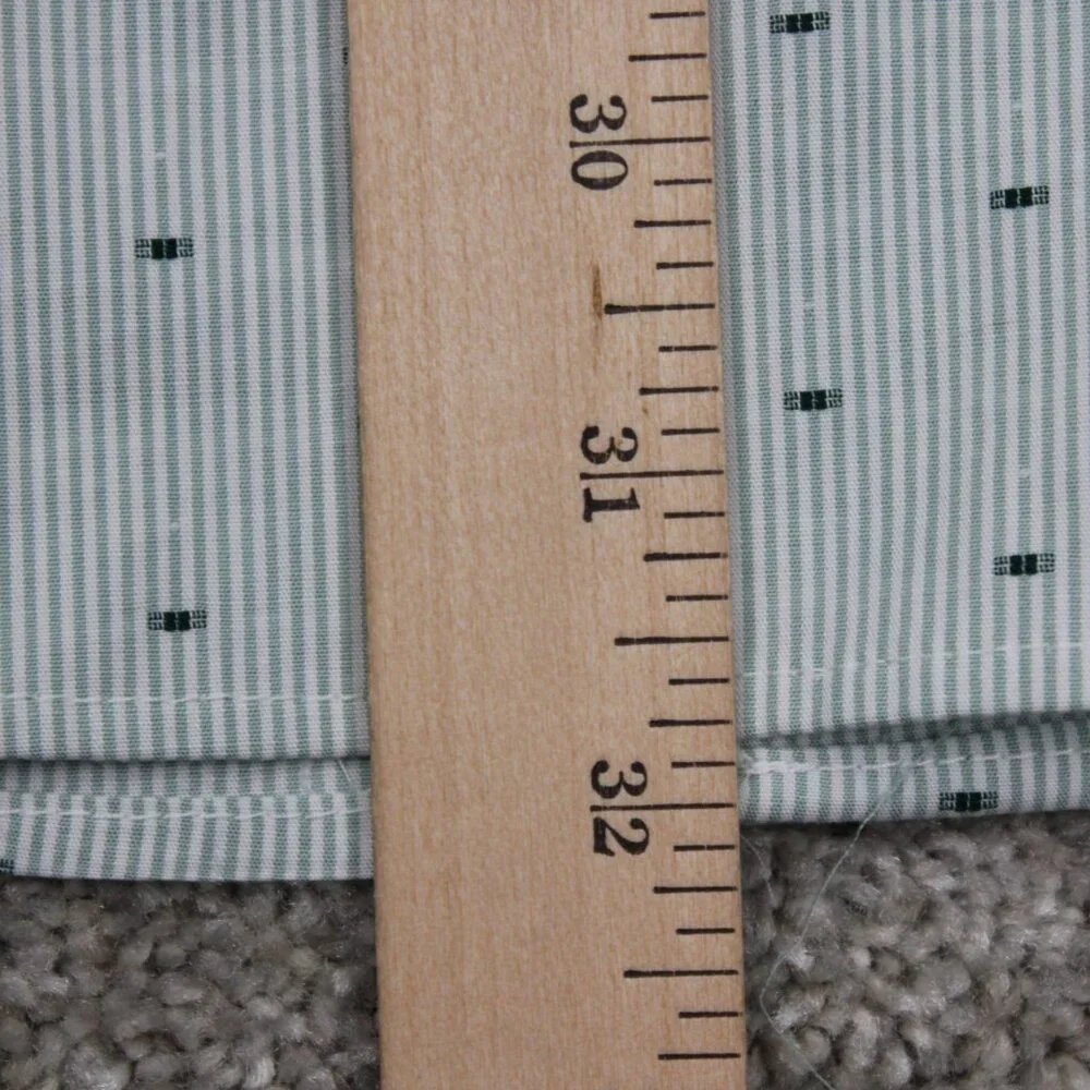 Banana Republic Shirt Mens Large Green Geometric Slim Fit Wrinkle Resistant L/S‎